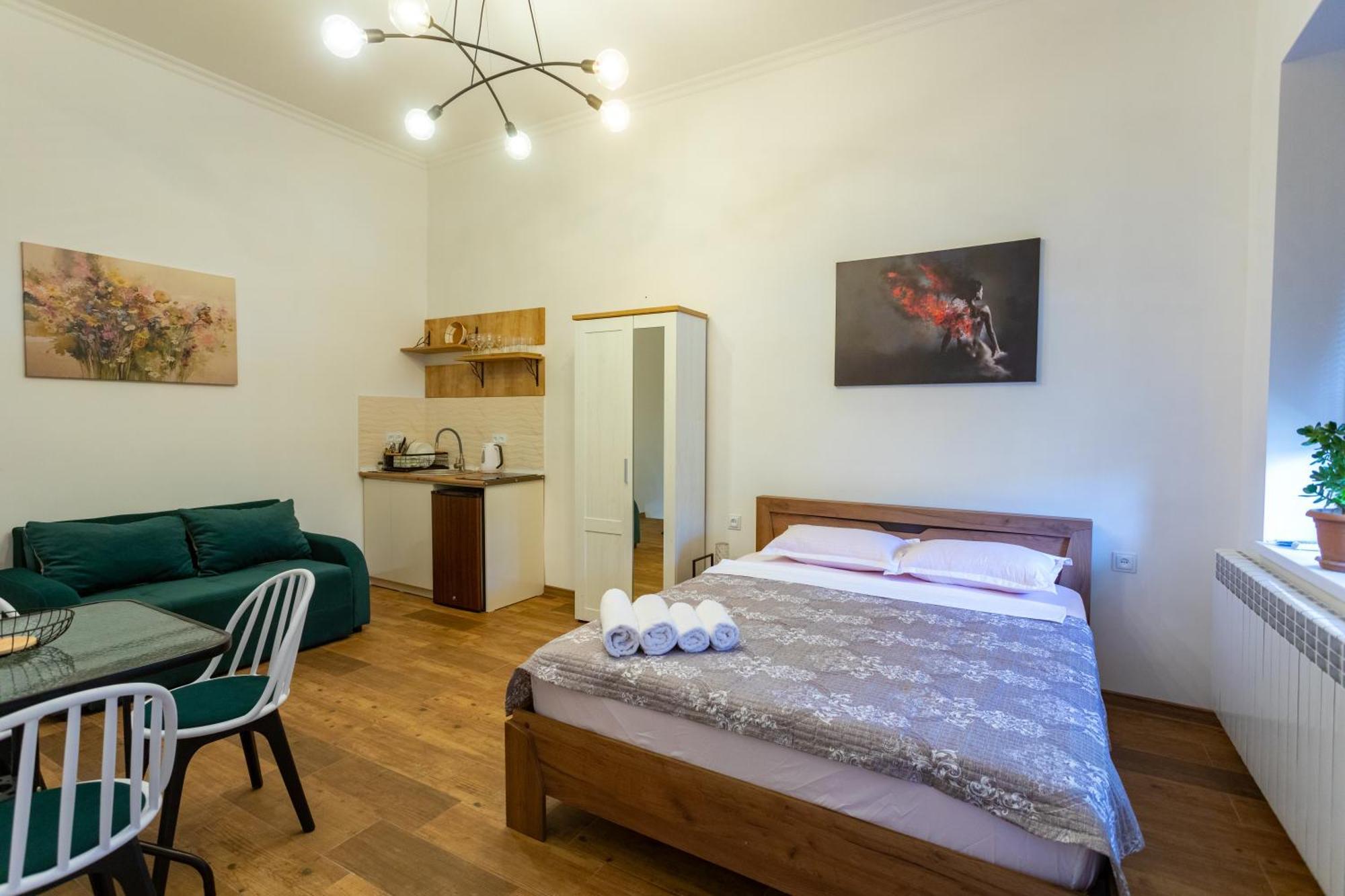 Mulberry Ბჟოლები Apartment Kutaisi Ngoại thất bức ảnh