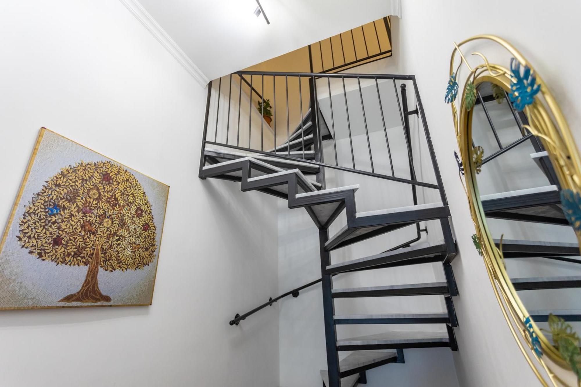 Mulberry Ბჟოლები Apartment Kutaisi Ngoại thất bức ảnh